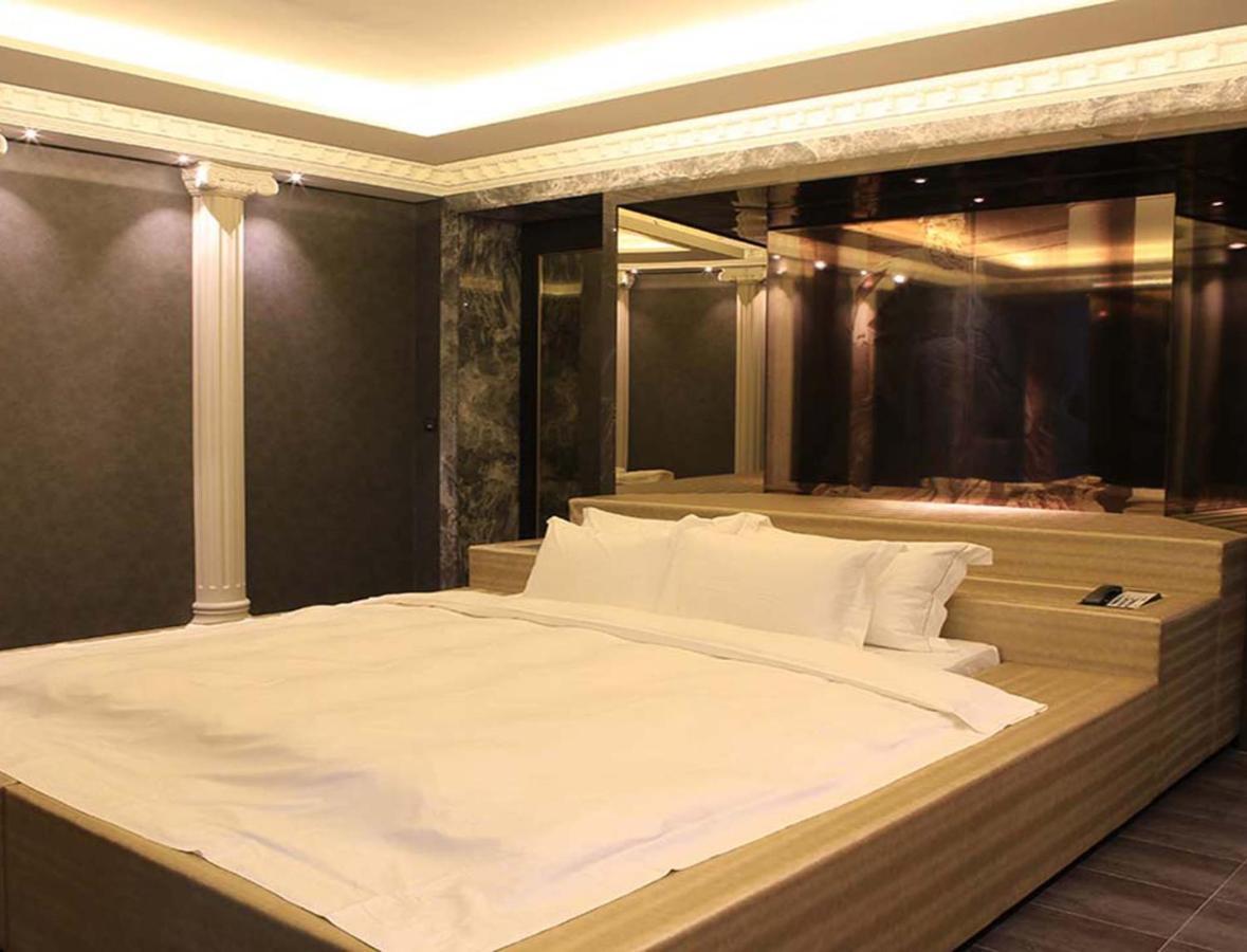 ออล-ยูอาร์ บูทิก โฮเต็ล ซินจู Motel ซินจู๋ ภายนอก รูปภาพ